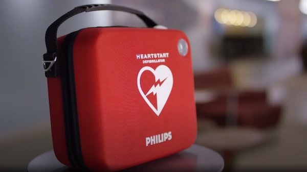 HeartStart HS1 set up&nbsp;and&nbsp;maintenance video