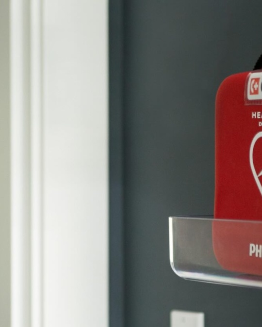 How do I set up&nbsp;a&nbsp;HeartStart AED