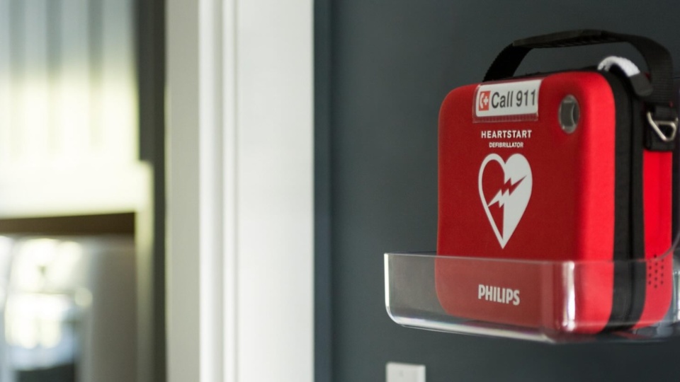 How do I set up&nbsp;a&nbsp;HeartStart AED